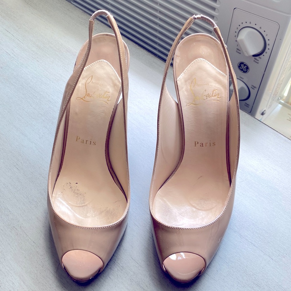 Christian Louboutin Peep Toe heels